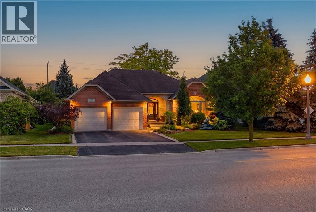 333 DEER RIDGE Drive, Kitchener