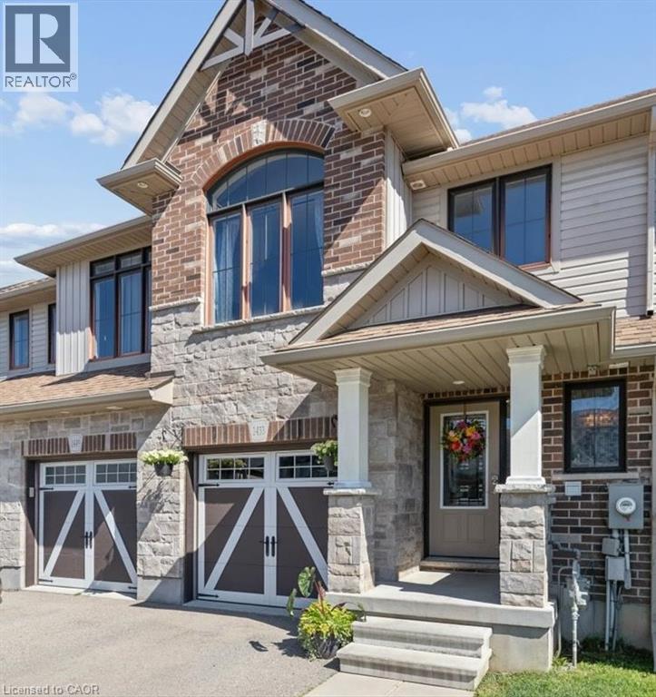 1453 DUNKIRK Avenue, Woodstock