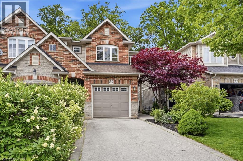 29 SUNNYCROFT Court, Waterdown