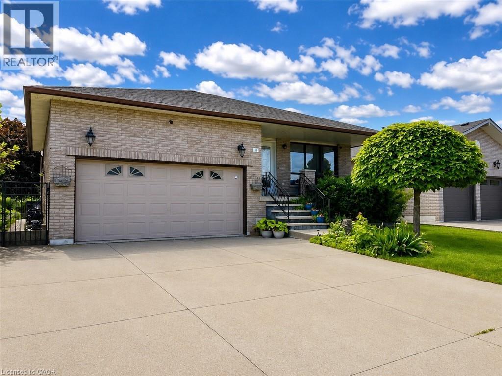 15 ELLEN Avenue, Hamilton