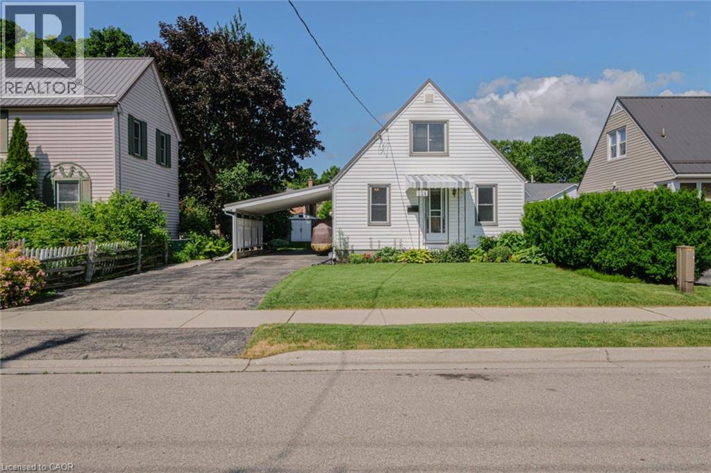 124 ORCHARD Avenue, Simcoe