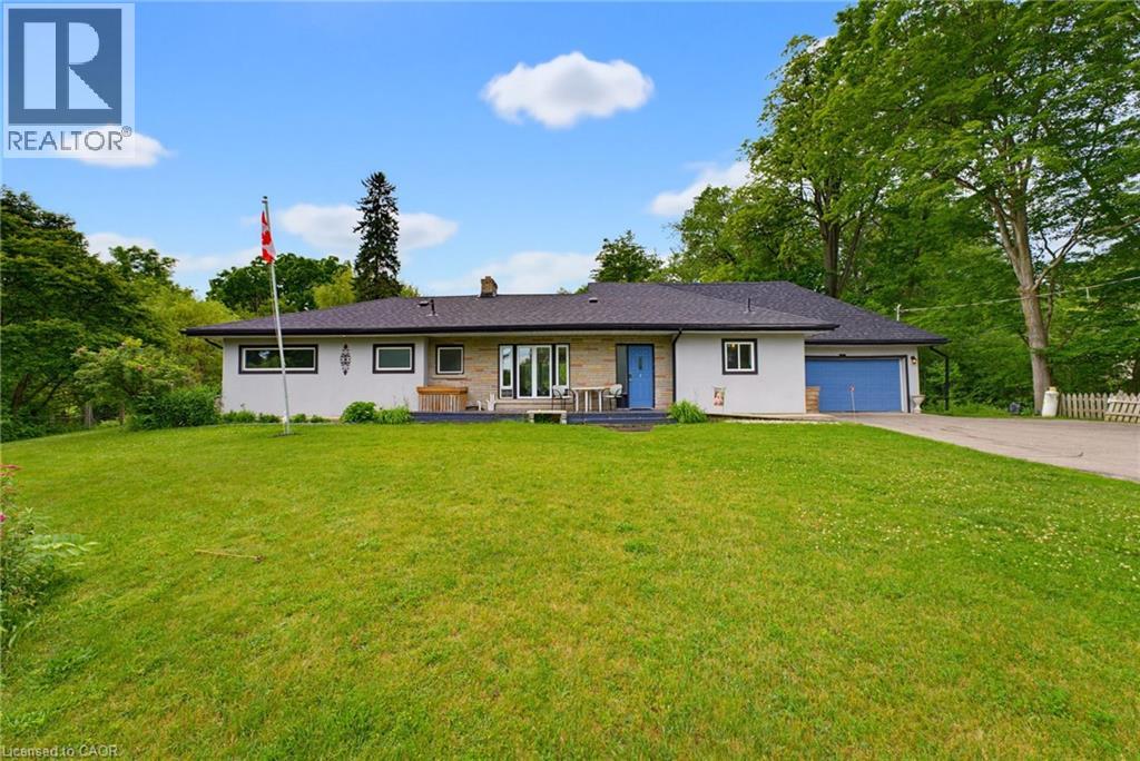 1394 WEST RIVER Road, North Dumfries