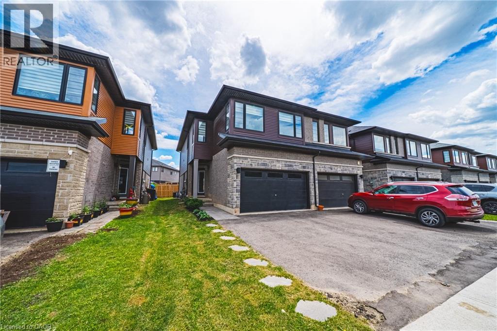 13 BELLHOUSE Avenue, Brantford