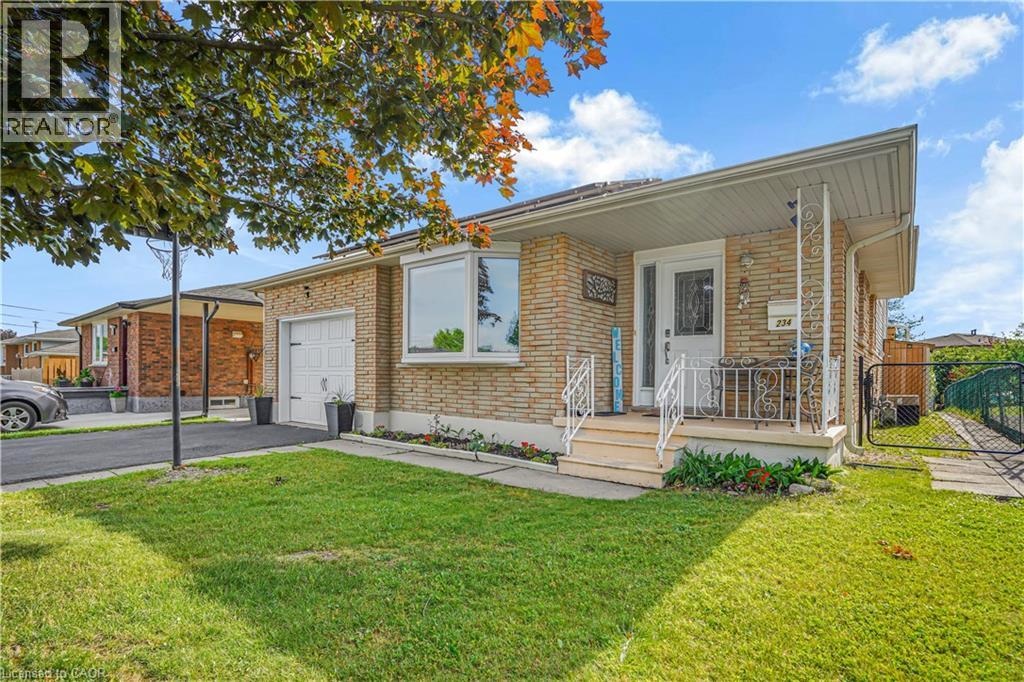 234 THUNDERBIRD Drive, Cambridge