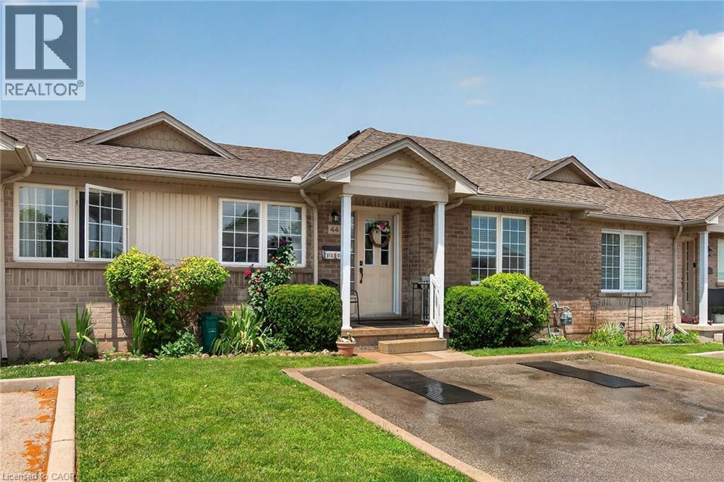 24 KENYON Crescent UnitNo. 44, Grimsby