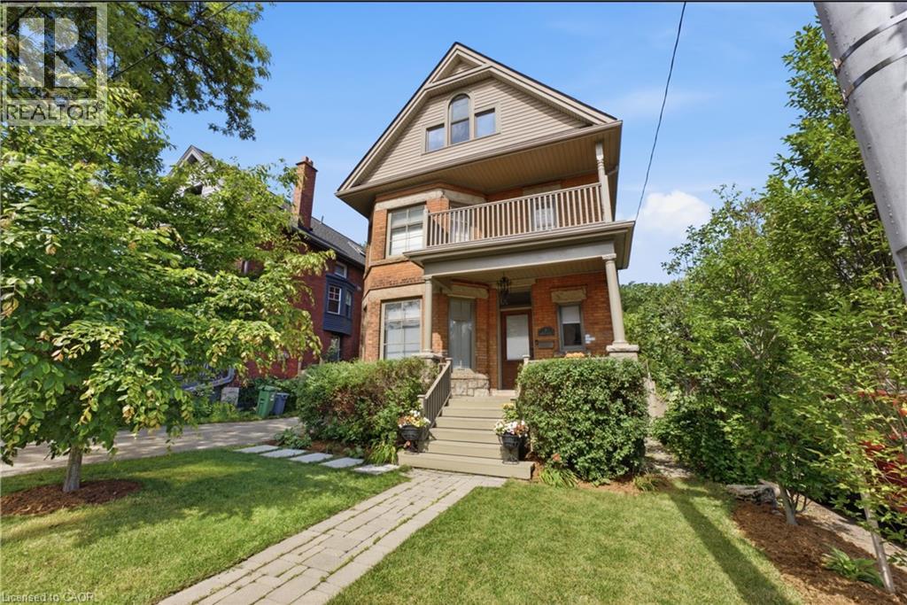 2 COTTAGE Avenue, Hamilton