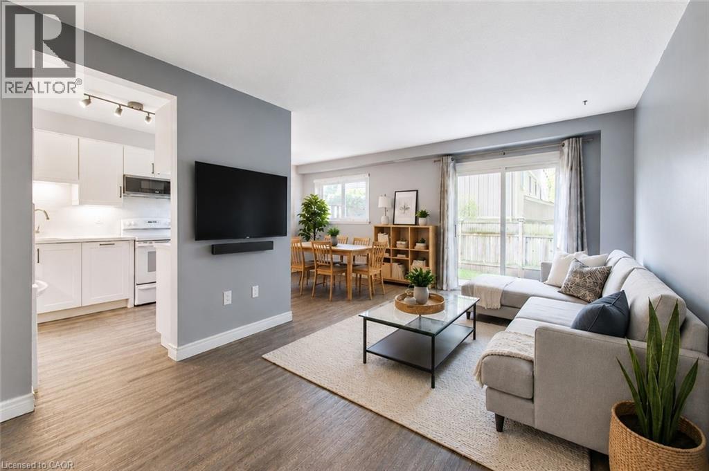 51 PAULANDER Drive UnitNo. 116, Kitchener