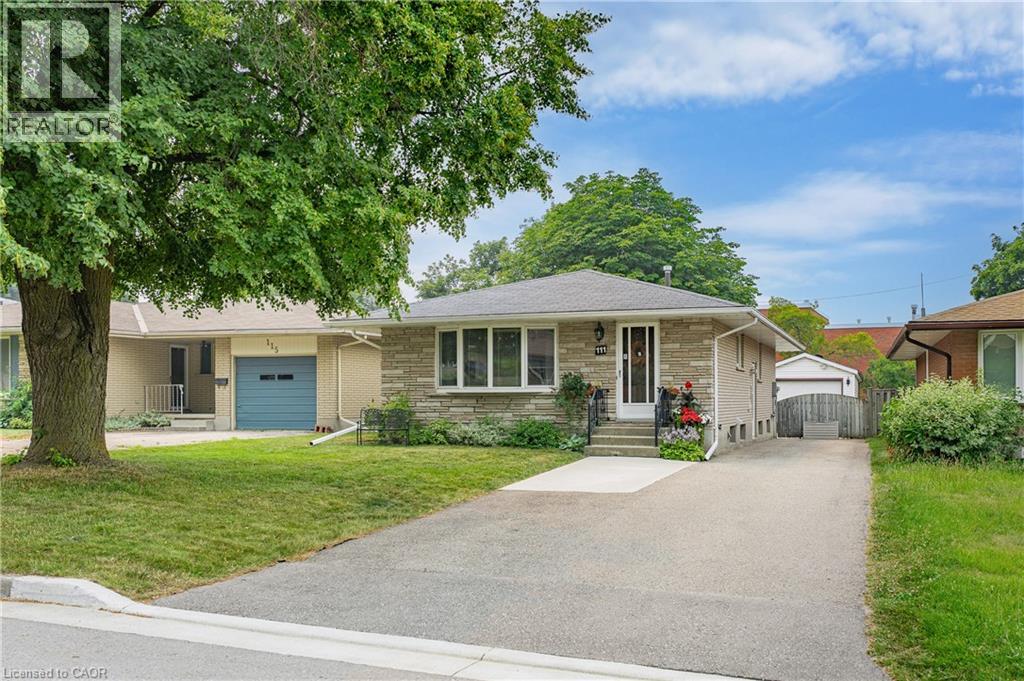 111 KIMBERLY Crescent, Kitchener