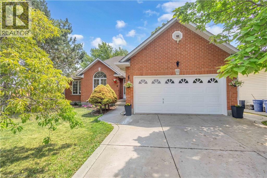 65 THISTLEMOOR Drive, Caledonia