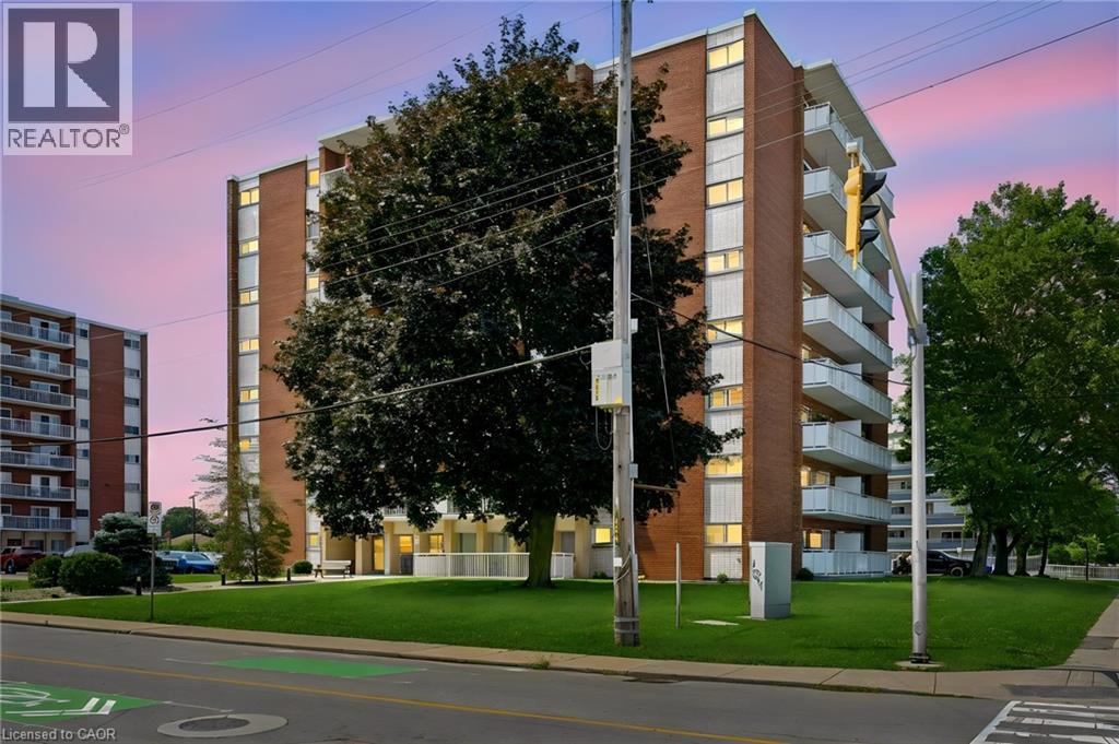 8 WOODMAN Drive S UnitNo. 708, Hamilton