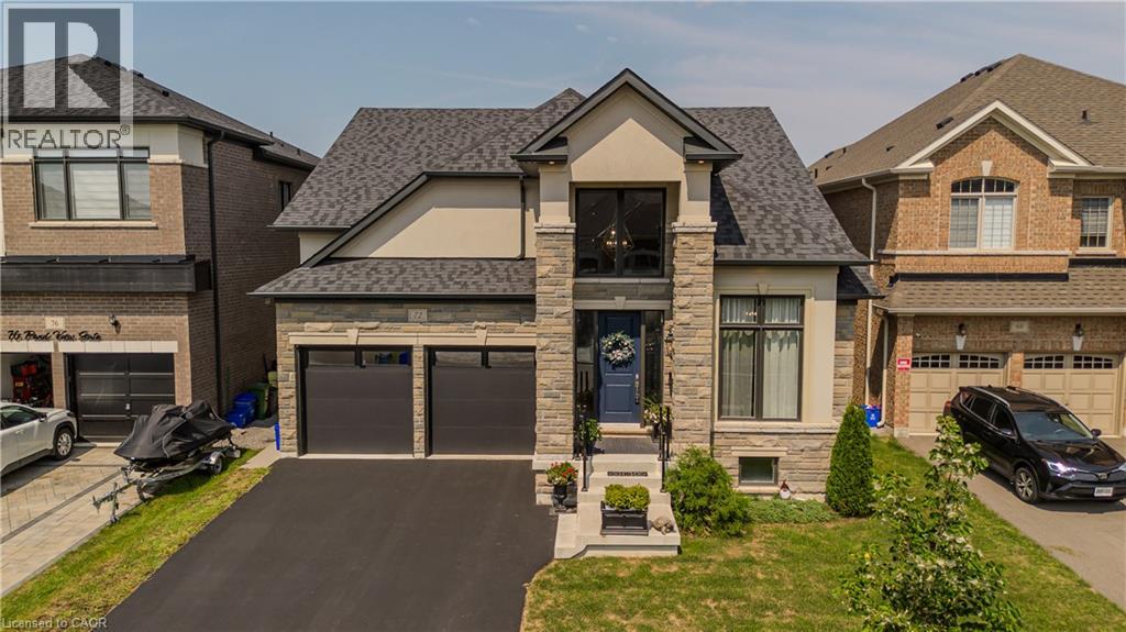 72 POND VIEW Gate, Waterdown