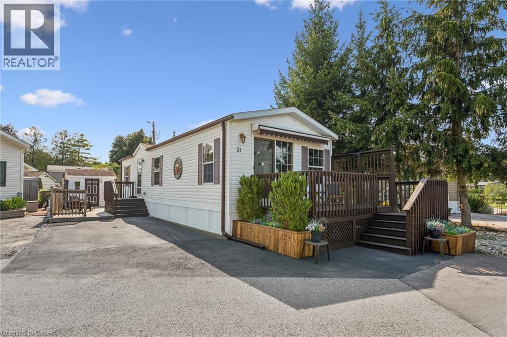 21 TRILLIUM BEACH DR Drive, Puslinch