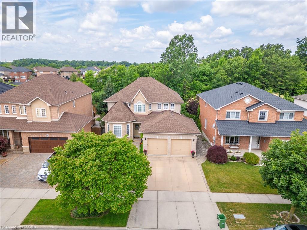26 SHADETREE Crescent, Stoney Creek