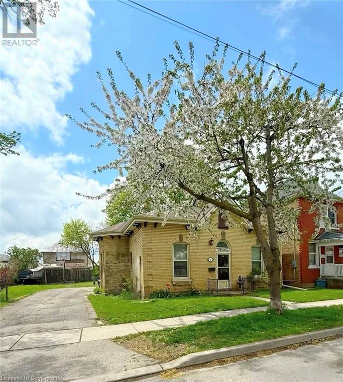 21 SARAH Street, Brantford