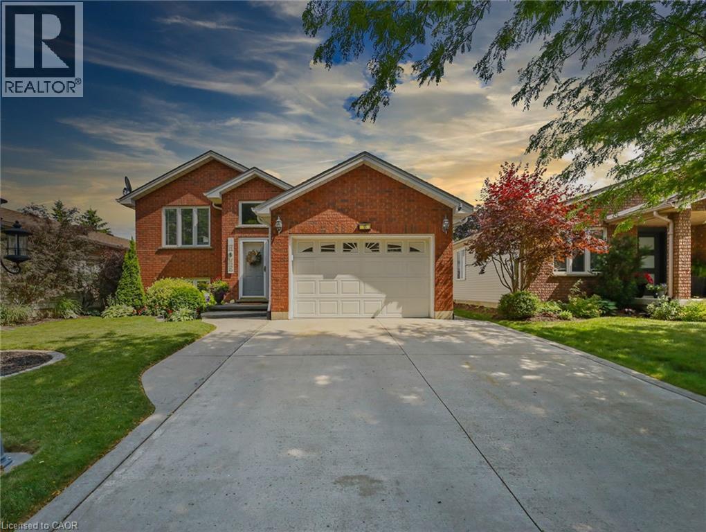 15 SHANNON Street, Brantford