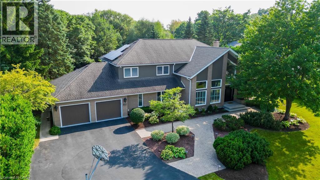 587 MANORWOOD Court, Waterloo