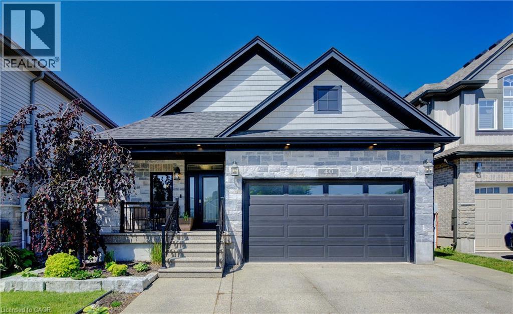 40 FRASERWOOD Court, Cambridge