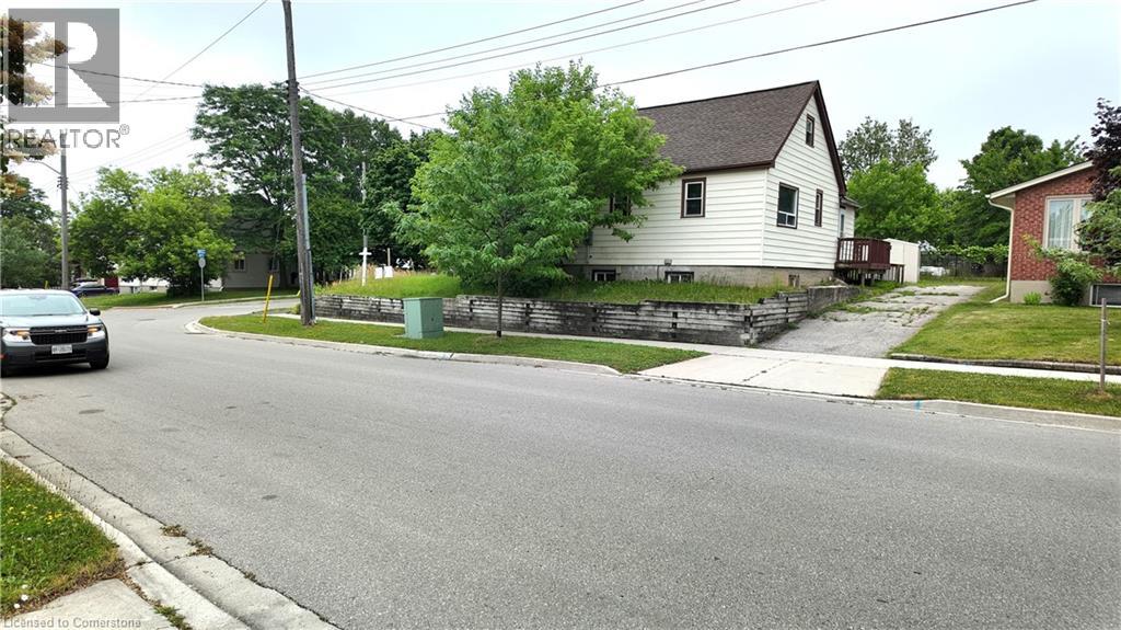 439 ALICE Avenue, Kitchener