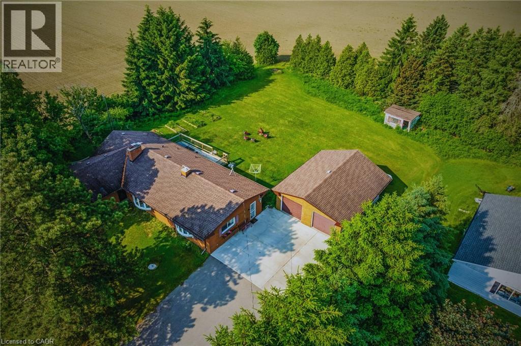 858 TRINITY Road, Ancaster