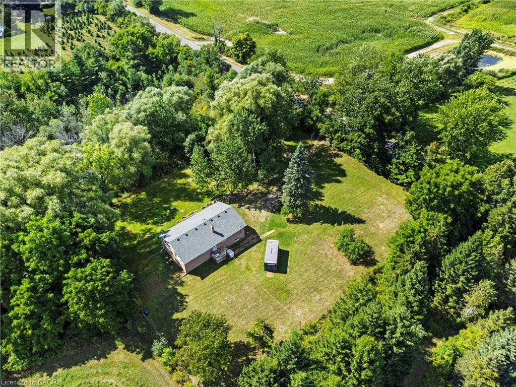 1744 6TH CON RD W, Flamborough