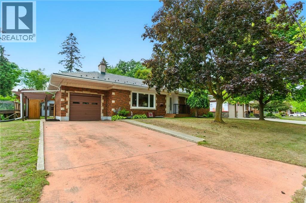 10 SHEFFIELD Avenue, Brantford