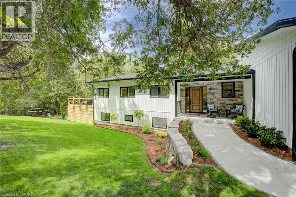 1071 RIVERS EDGE Drive, West Montrose