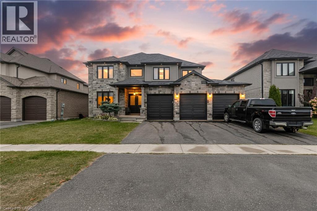 263 WEDGEWOOD Drive, Woodstock