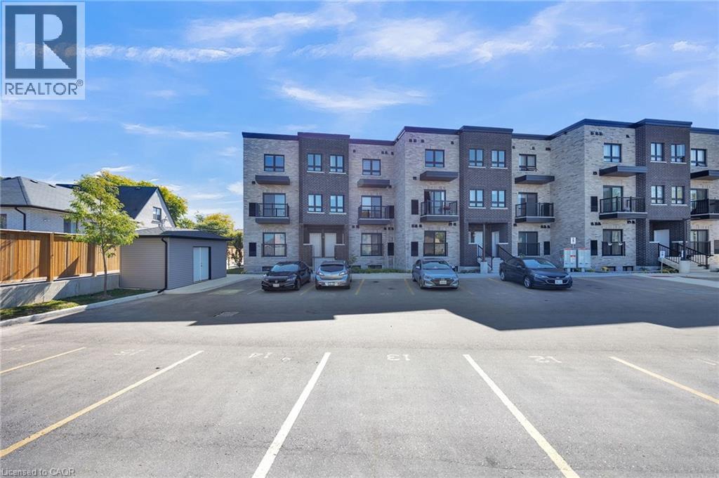 600 VICTORIA Street UnitNo. 23, Kitchener