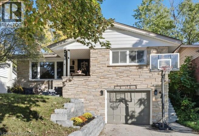 40 RENNIE Drive, Kitchener