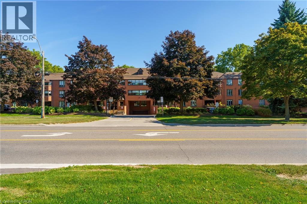150 WILSON Street W UnitNo. 301, Ancaster