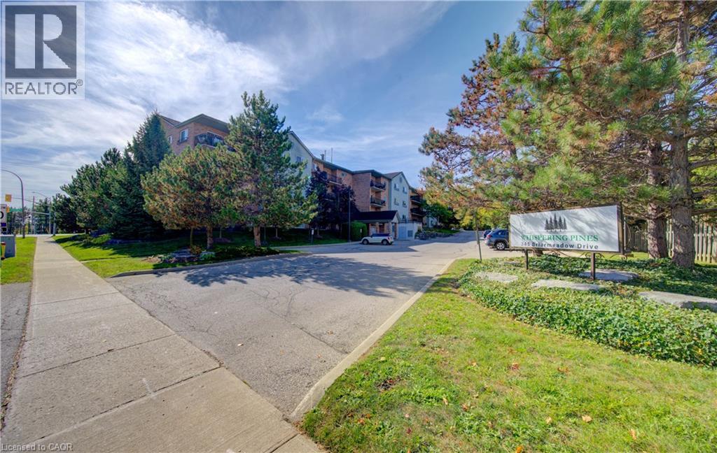 345 BRIARMEADOW Drive UnitNo. 402, Kitchener