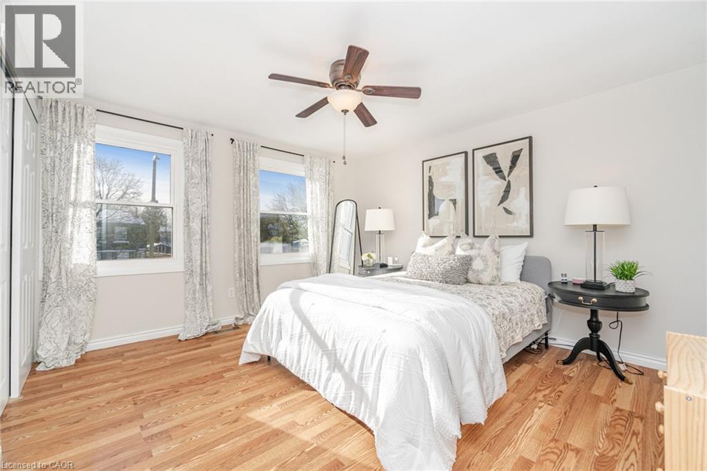 17 WHITE OWL Crescent, Brantford