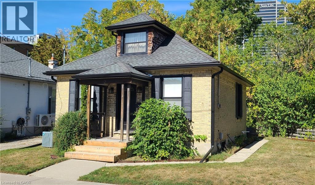 2 ESSON Street, Kitchener