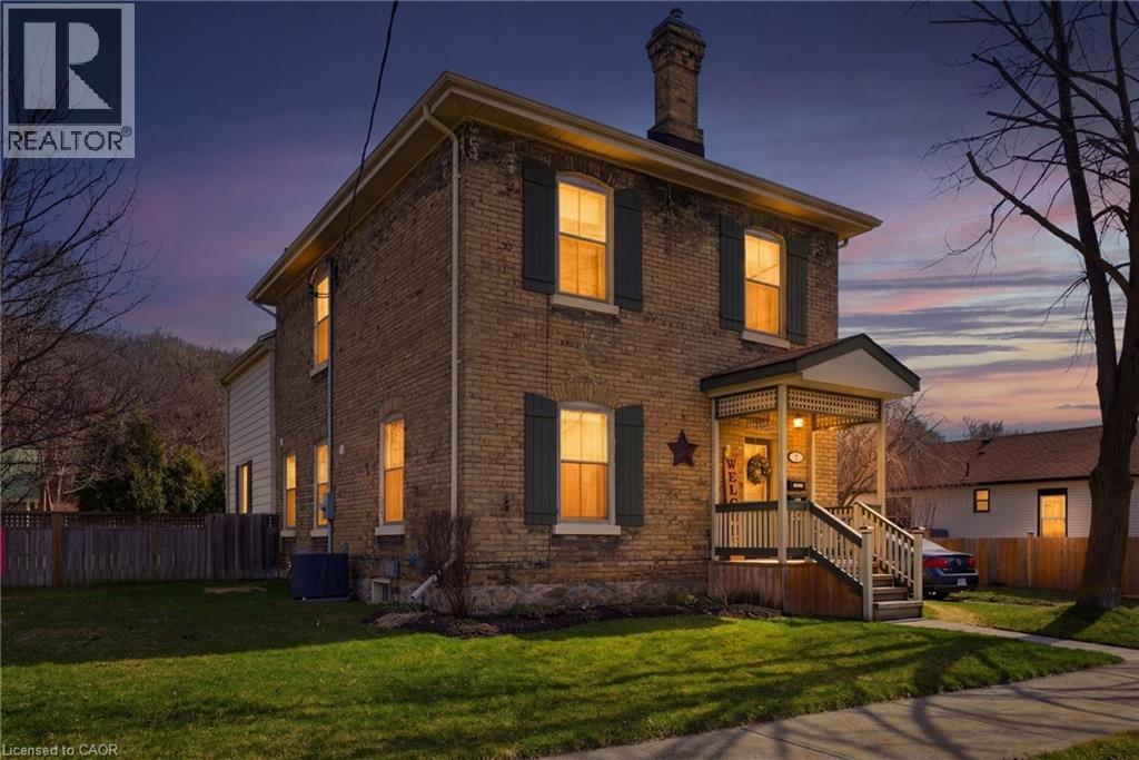 9 WILLOW Street, Paris