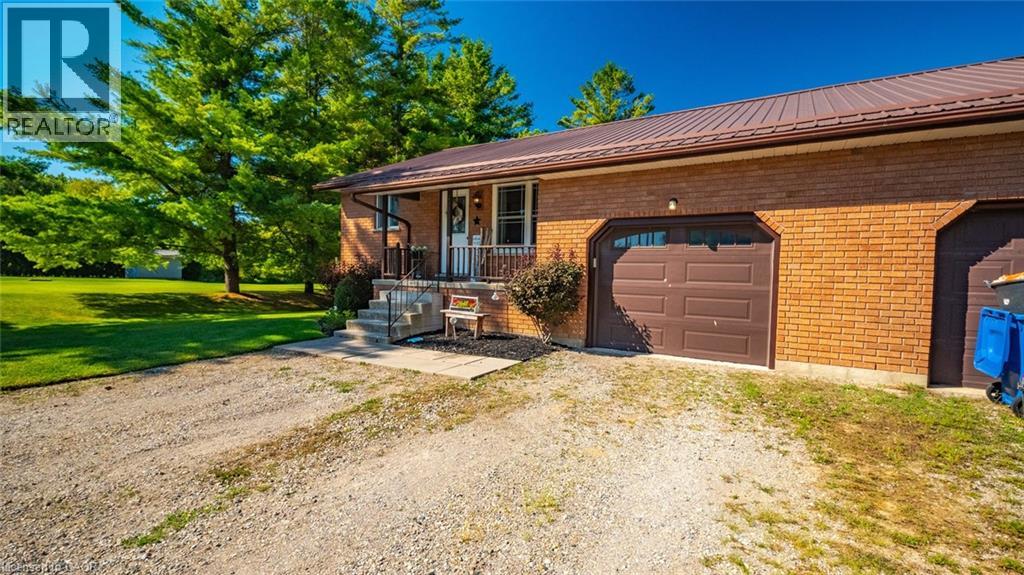 45 WILLOW Drive, Delhi