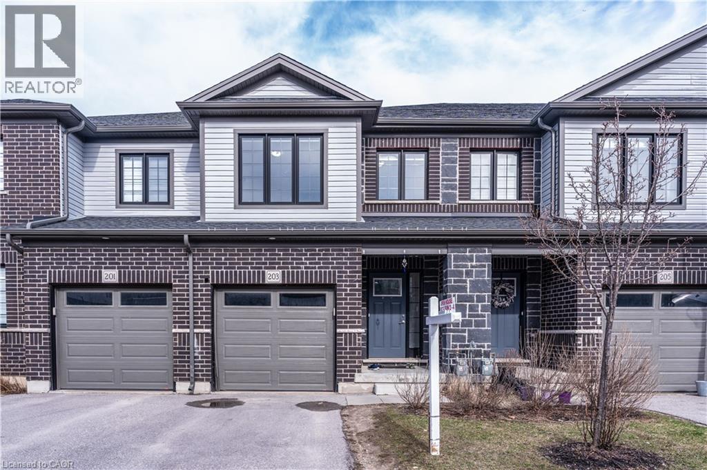 203 WOODMEADOW Court, Kitchener