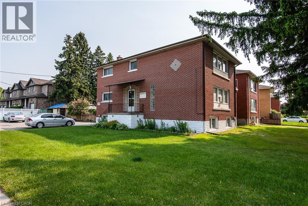 129 RIVER Road E, Kitchener