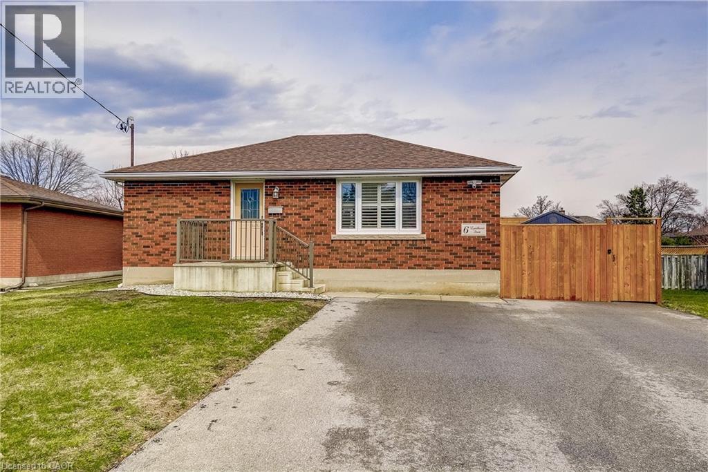 6 LYNDHURST Street, Brantford