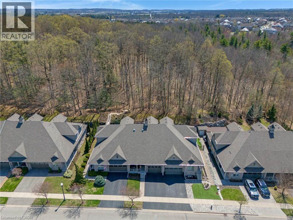 227 CHESTNUT HILL Crescent, Kitchener