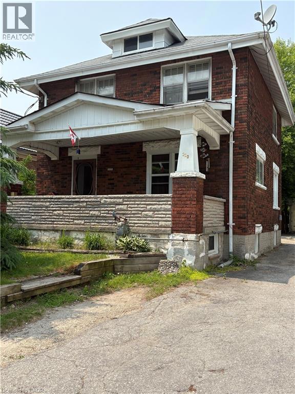 320 GUELPH Street, Kitchener