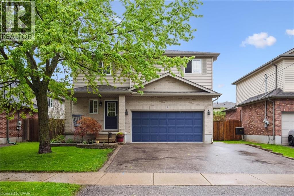 9 PARK Avenue E, Elmira