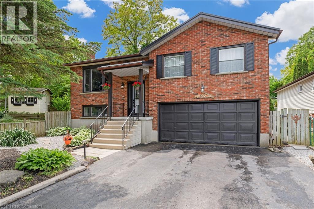 26 TURNER Drive, Simcoe