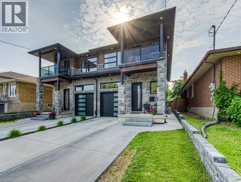 81 FIFTH AVENUE, Kitchener