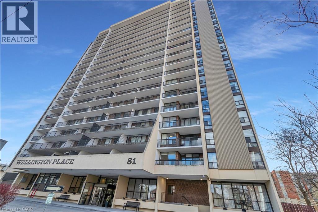 81 CHURCH Street UnitNo. 702, Kitchener