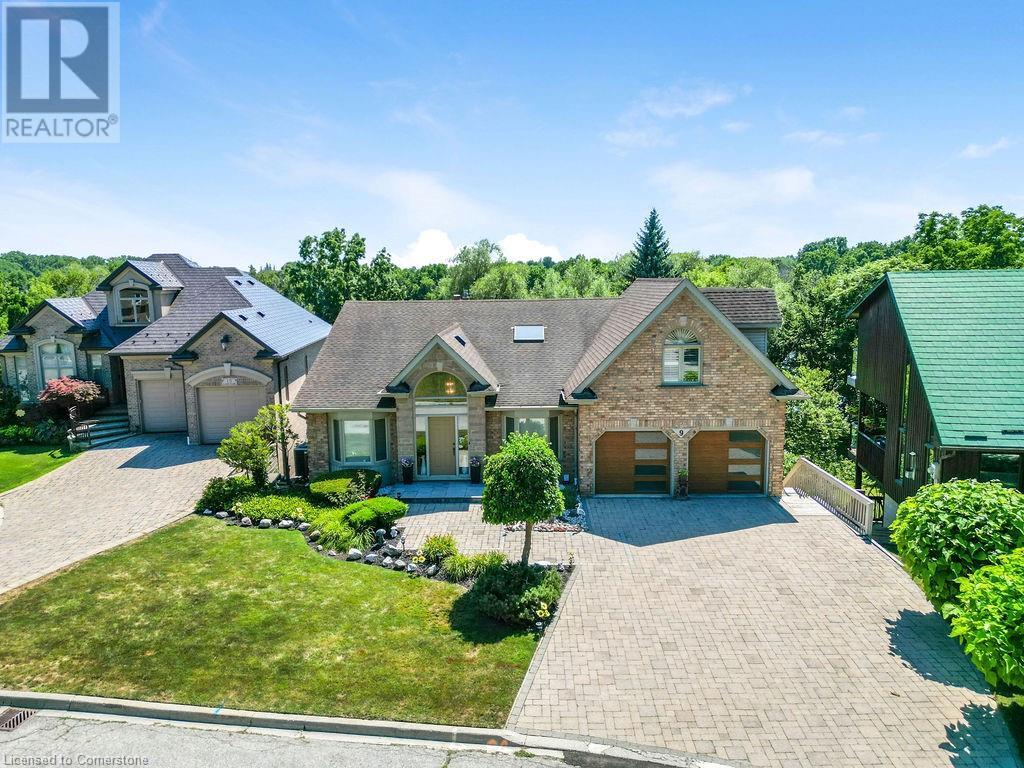 9 LAMB Court, Caledonia