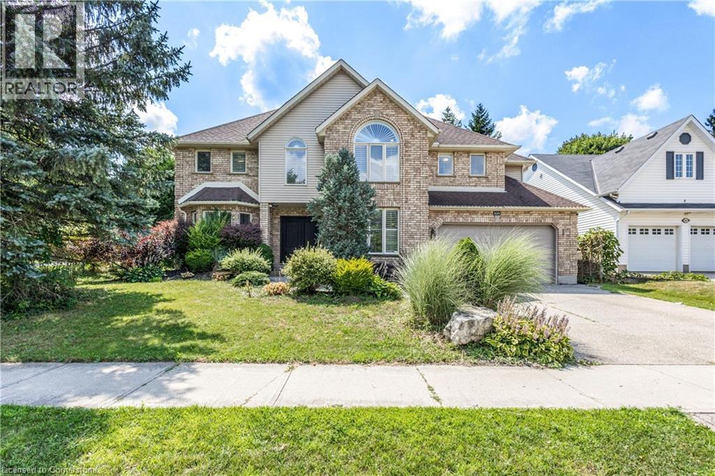 525 LEIGHLAND Drive, Waterloo