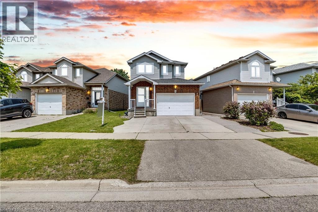 174 WILDERNESS Drive, Kitchener