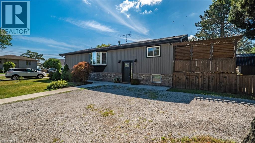 9 KIWANIS Avenue, Port Dover