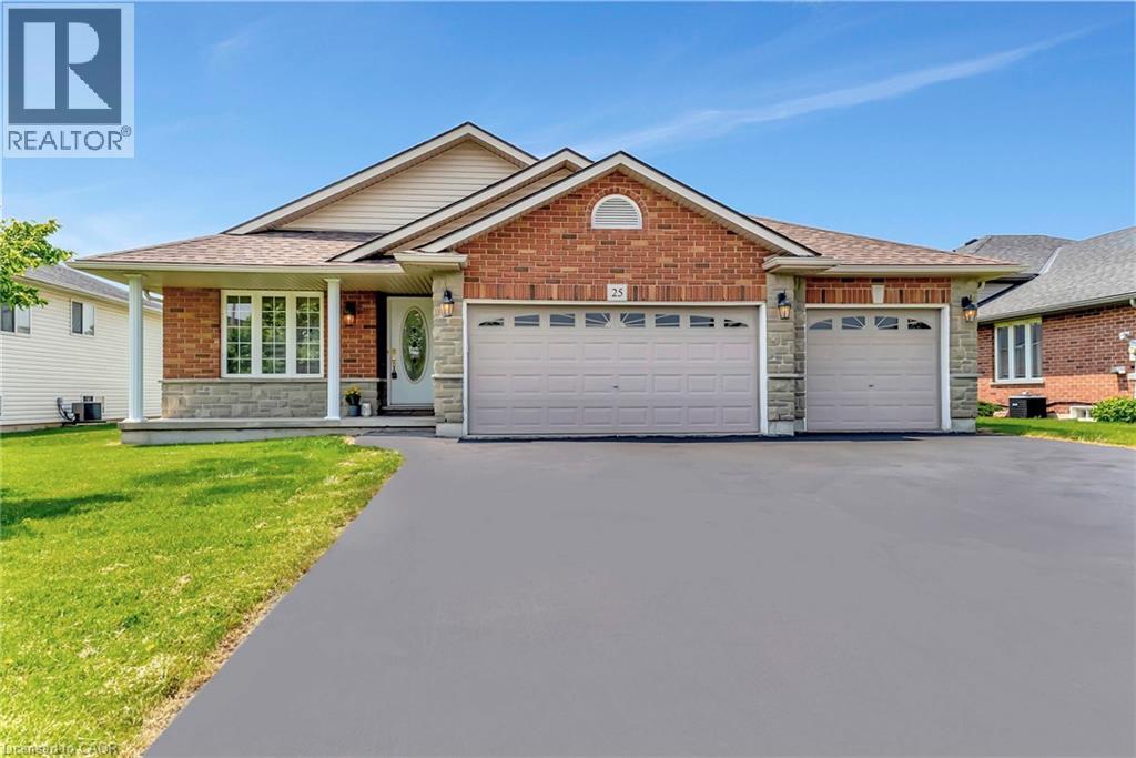 25 MAPLEVIEW Drive, Hagersville