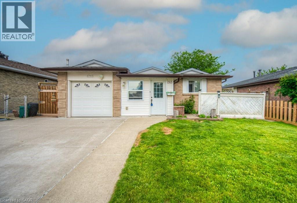 1745 BRIARWOOD Drive, Cambridge